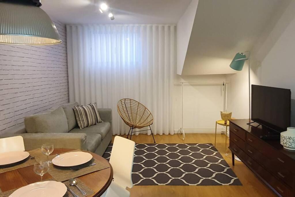 T2P Mimosa House Apartment Вила Нова ди Гая Екстериор снимка