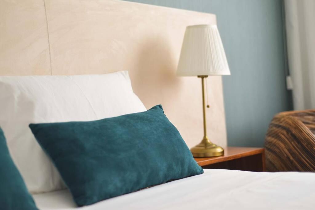 T2P Mimosa House Apartment Вила Нова ди Гая Екстериор снимка